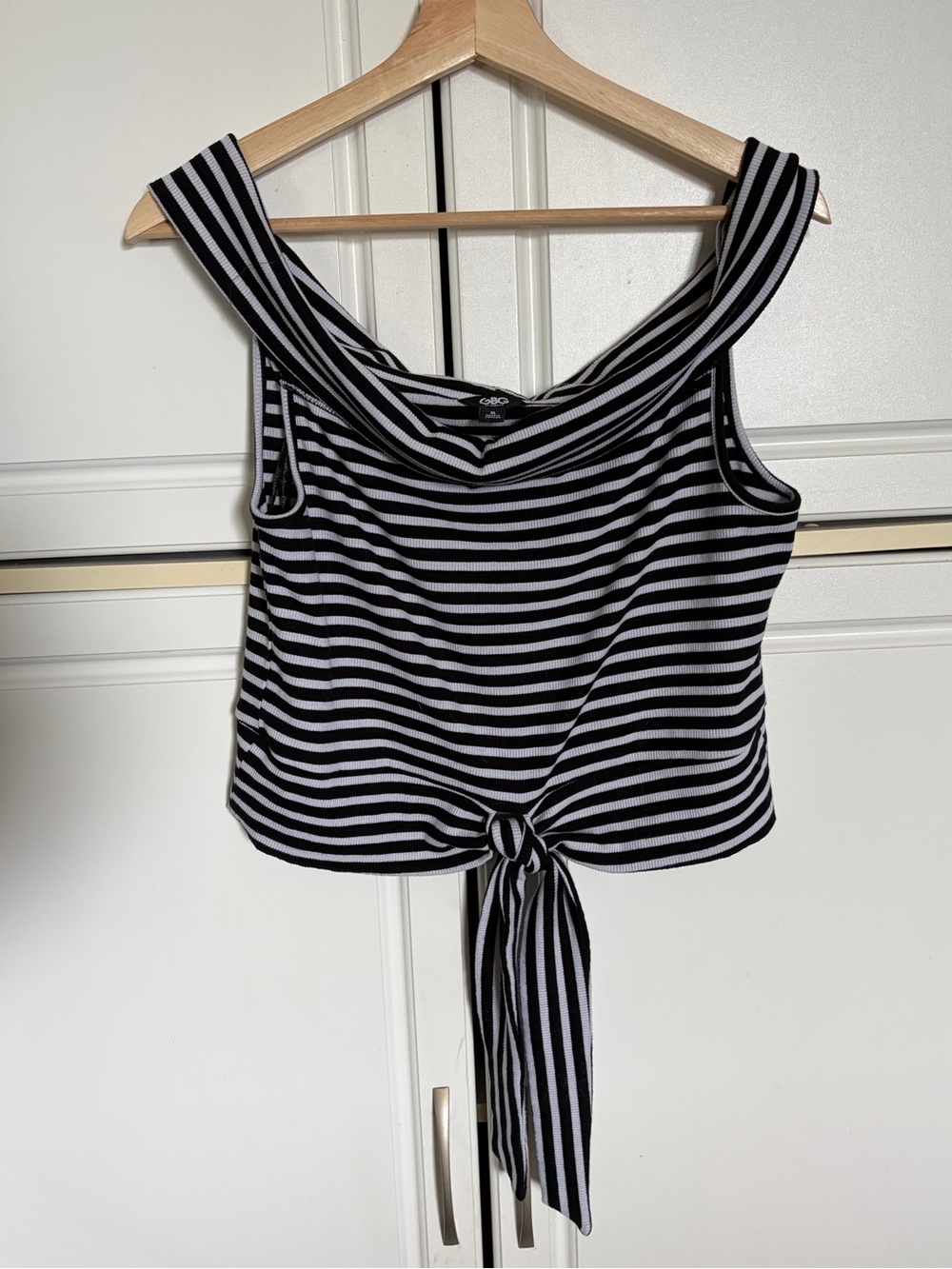 GUESS GBG Los Angeles Black White Striped Ribbed Tie Front Cropped Top XL
